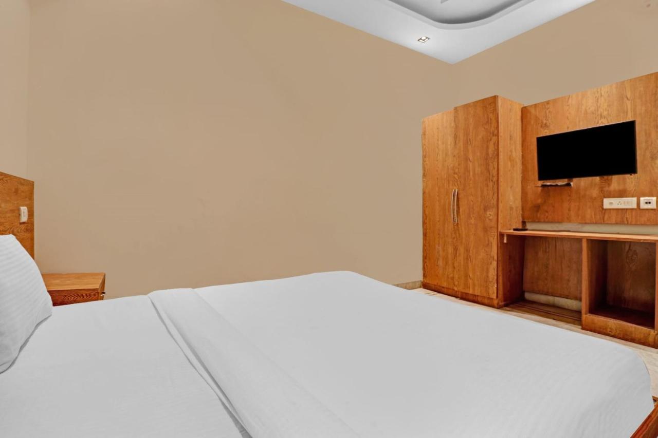 Airport Hotel Goodluck New Delhi Ngoại thất bức ảnh